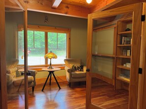 Interior - Sleeps 20! Minutes to Main St & Lakes HotTub PoolTable Pingpong FirePit AC (Lake Placid)