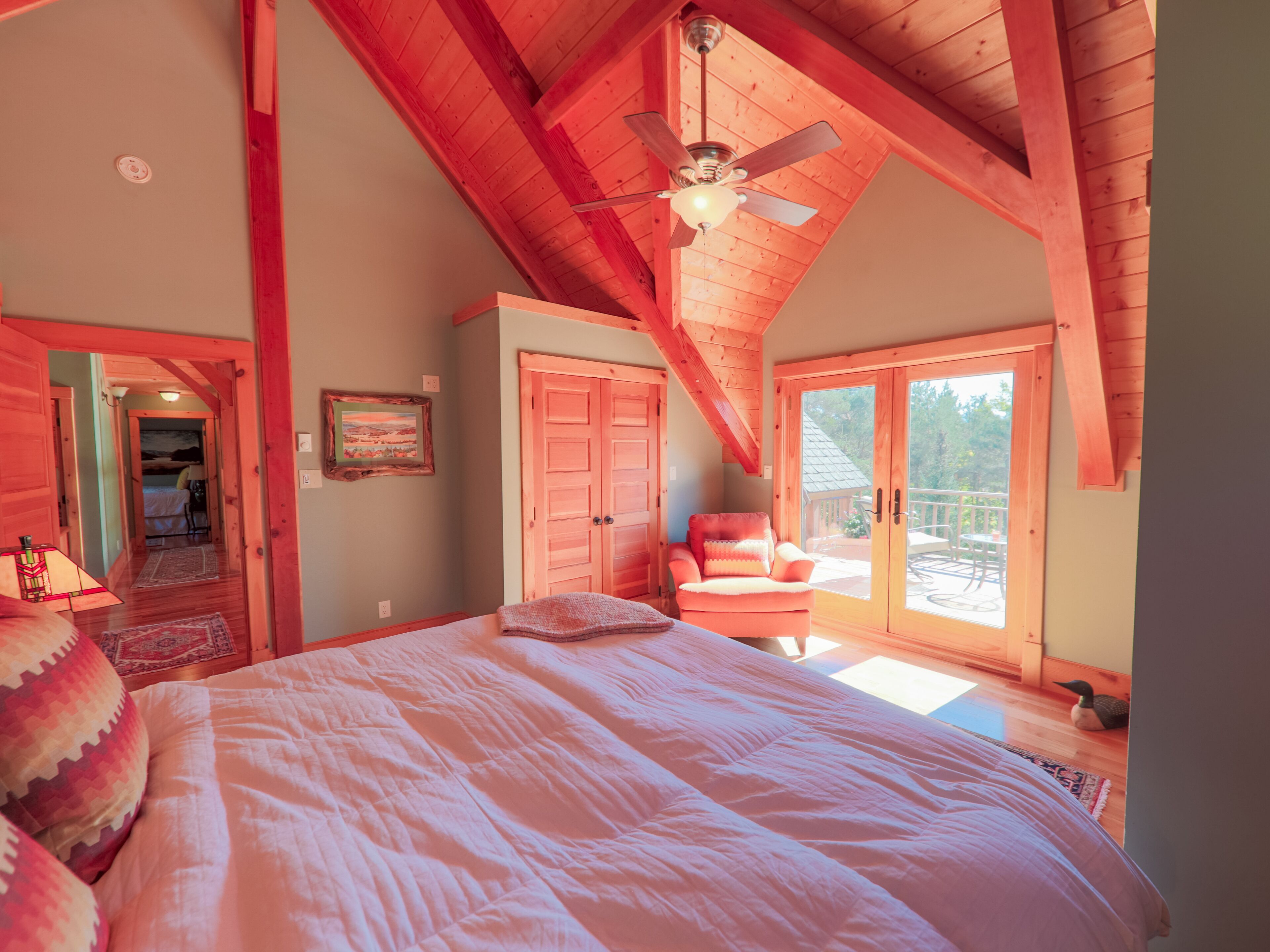 9 habitaciones, tabla de planchar con plancha y wifi gratis 