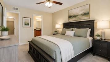 2 bedrooms, premium bedding, iron/ironing board, WiFi (free)
