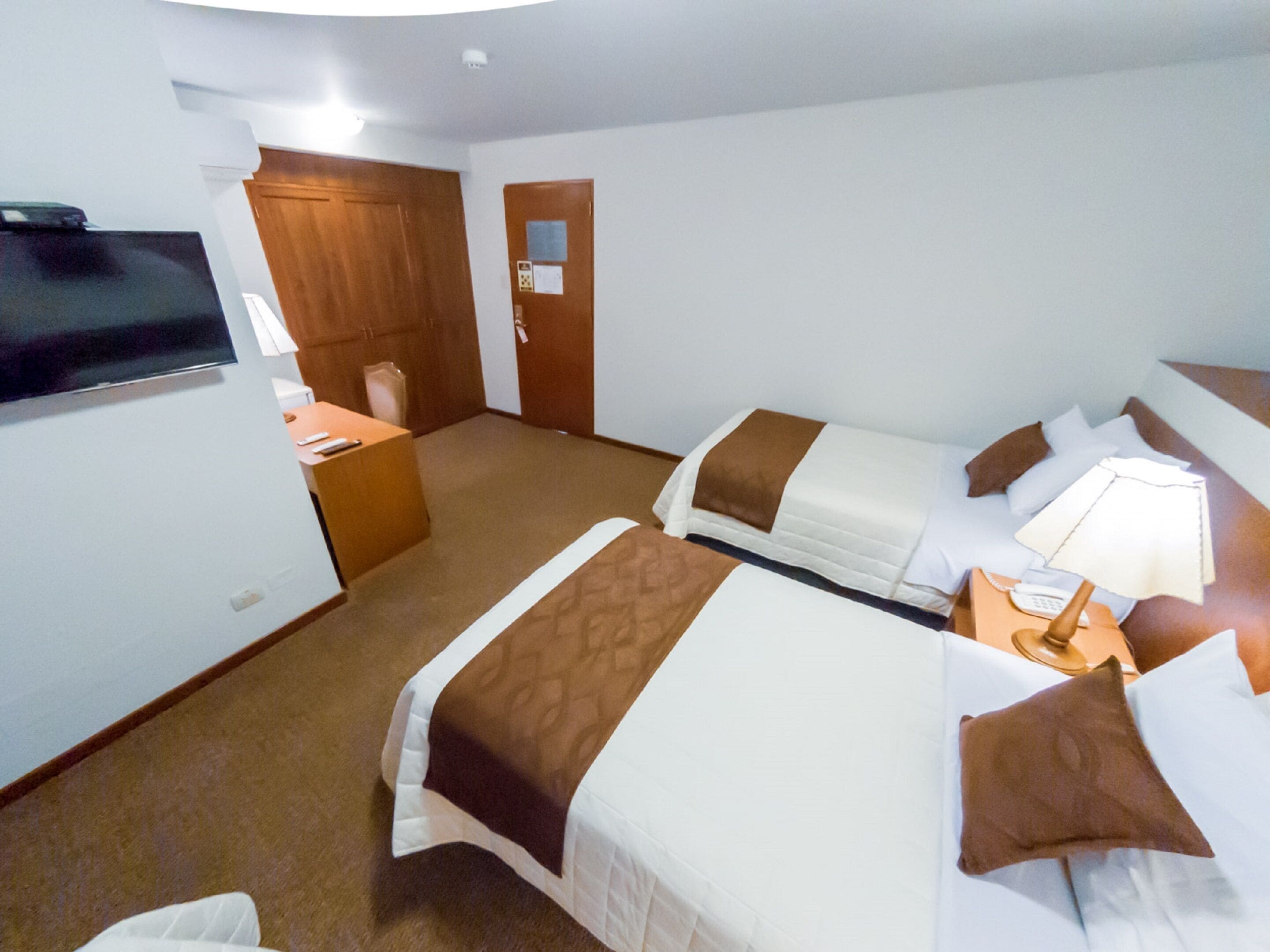 triple room | 1 bedroom, minibar, in-room safe, desk