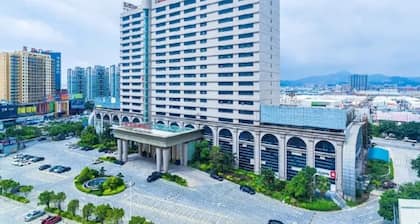 Eastern Five Continents Hotel