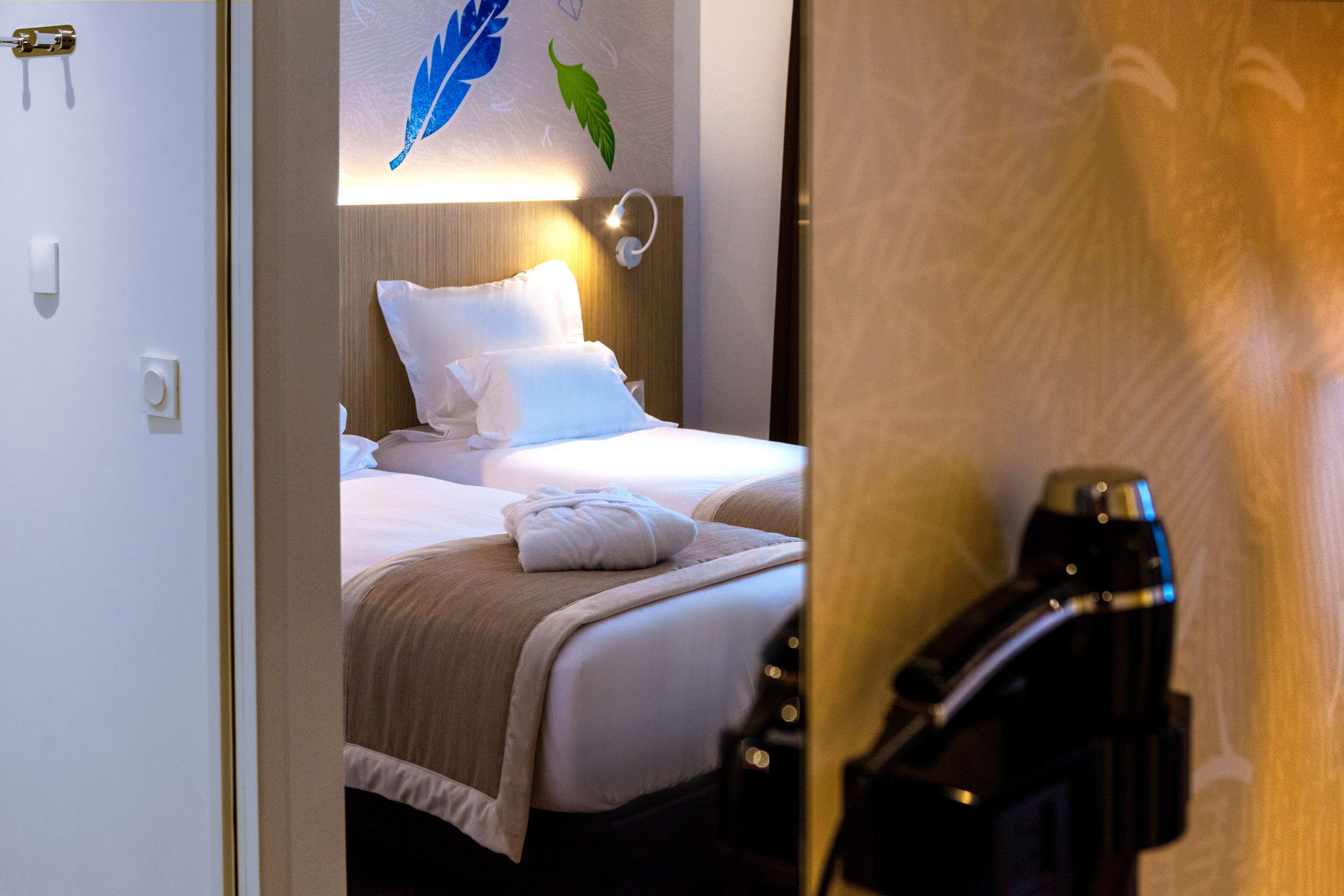 standard room, 2 single beds | room amenity