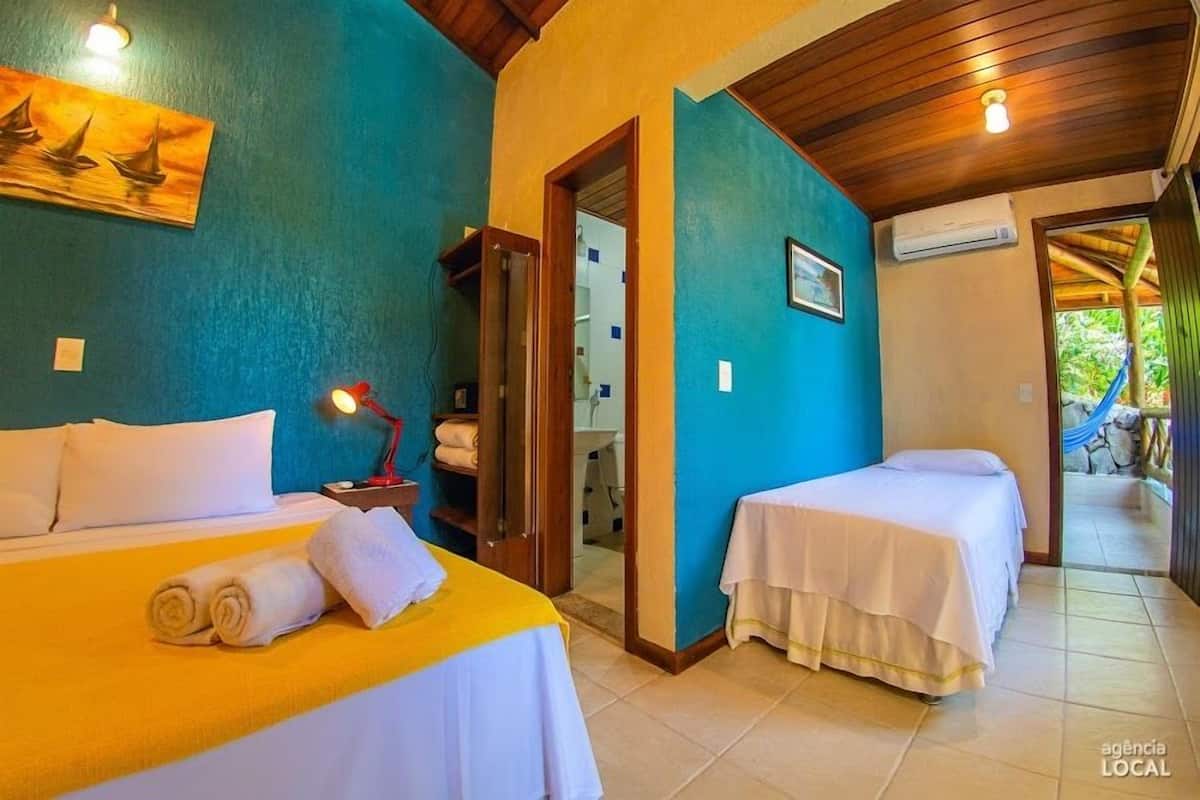Suite Deluxe | Minibar, cortinas blackout, tabla de planchar con plancha y wifi gratis
