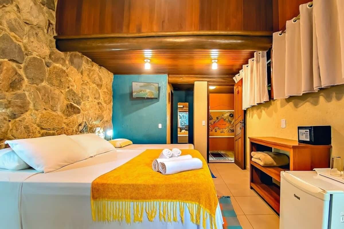 Suite Standard Deluxe | Minibar, cortinas blackout, tabla de planchar con plancha y wifi gratis
