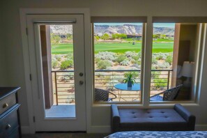 House, Multiple Beds, Mountain View (Southern Utah Soiree) | Interior