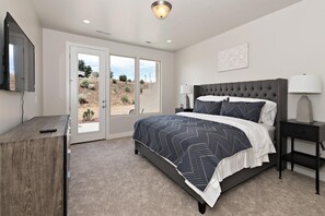 House, Multiple Beds, Mountain View (The Perfect Escape) | 3 bedrooms, free WiFi, bed sheets - The Perfect Escape (St. George)
