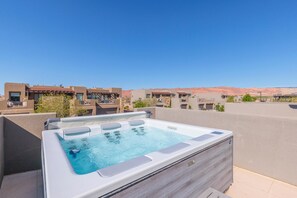 House, Multiple Beds, Mountain View (18 Holes and A Hot Tub) | Outdoor spa tub - 18 Holes and A Hot Tub (St. George)