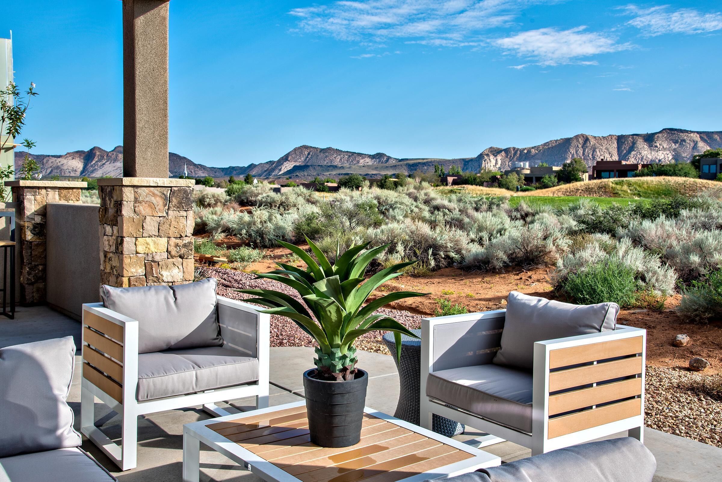 House, Multiple Beds, Mountain View (Villa On The 18th) | Property grounds