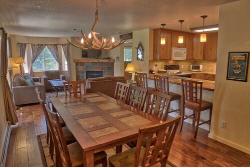 Villas at Swan's Nest #701 (Condo) Apartment 2