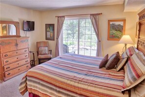 Familieleilighet, 2 soverom, peis | 2 soverom, strykejern/-brett, wi-fi (inkludert) og sengetøy