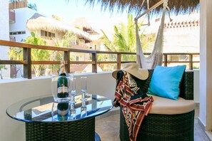 Lejlighed - 1 soveværelse - balkon - udsigt til pool | Balkon