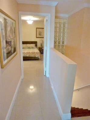 2 chambres, décoration personnalisée, Wi-Fi gratuit, draps fournis