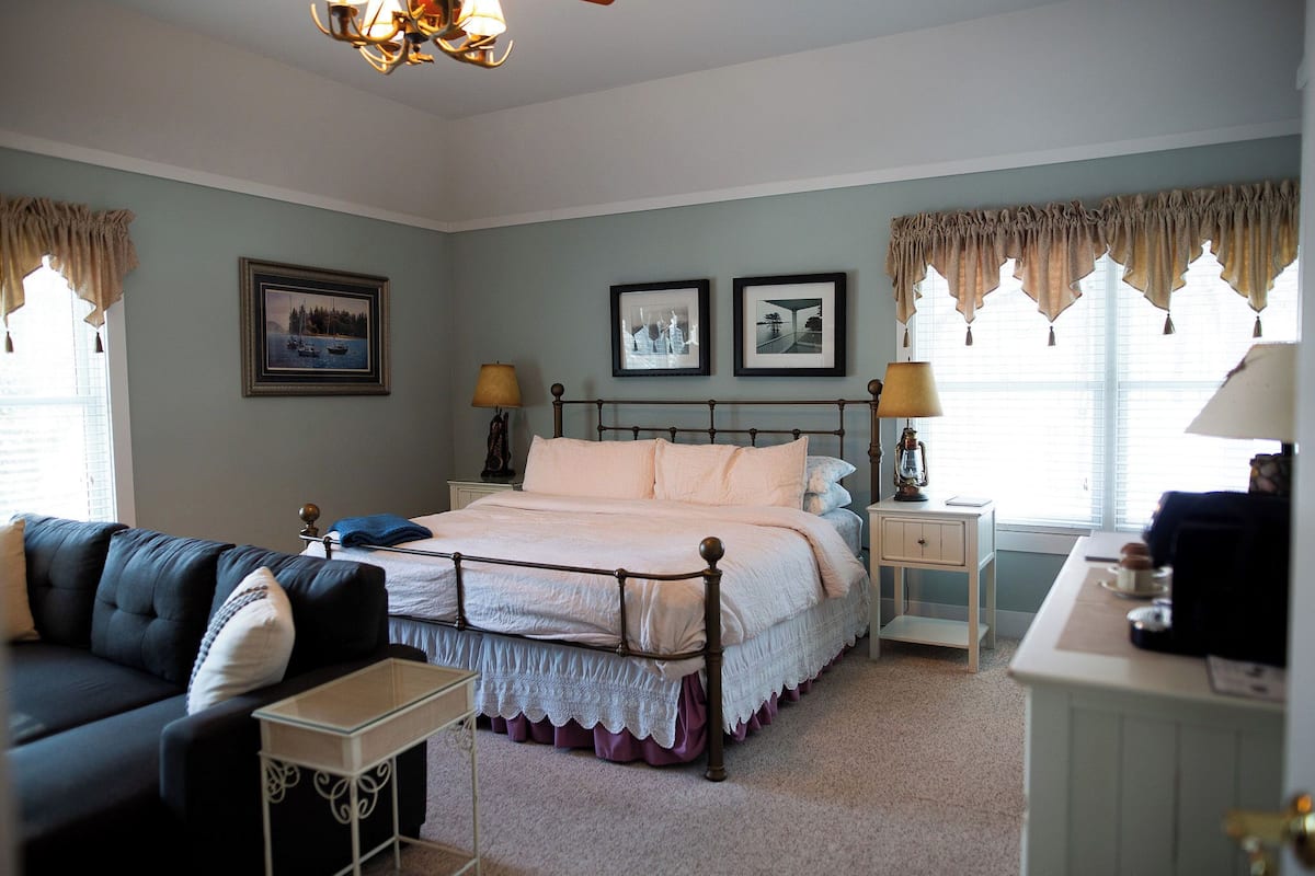 Hypo-allergenic bedding, individually decorated, individually furnished