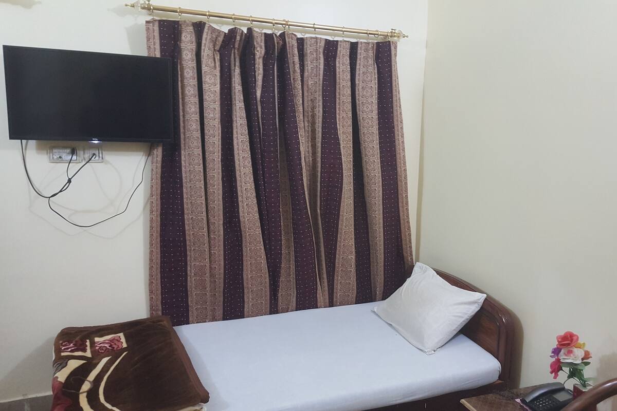 Basic Double or Twin Room, 1 Twin Bed, Non Smoking | View from room