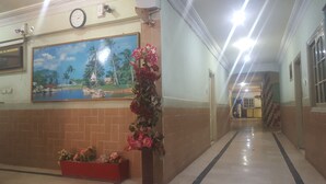 Lobby - Al mansoor hotel (Larkana)