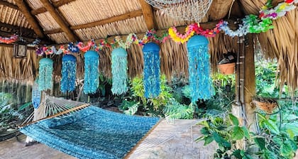 Clothes optional Tranquil Private room Paradise. In Fort Lauderdale. LGBTQ+ ❤️