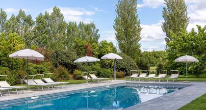 Villa Cangeli - Vacation Rental with swimming pool in Valdichiana, Tuscany.