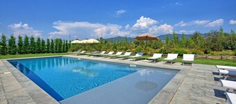 Villa Cangeli - Vacation Rental with swimming pool in Valdichiana, Tuscany.