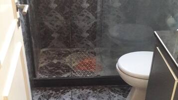 シャワー