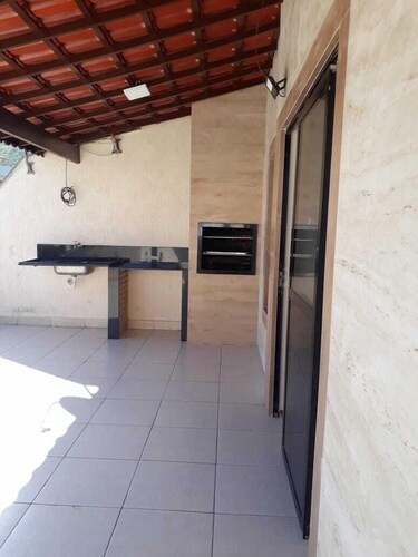 Excellent penthouse en duplex à 1 pâté de maisons de Prainha avec vue partielle sur la mer
