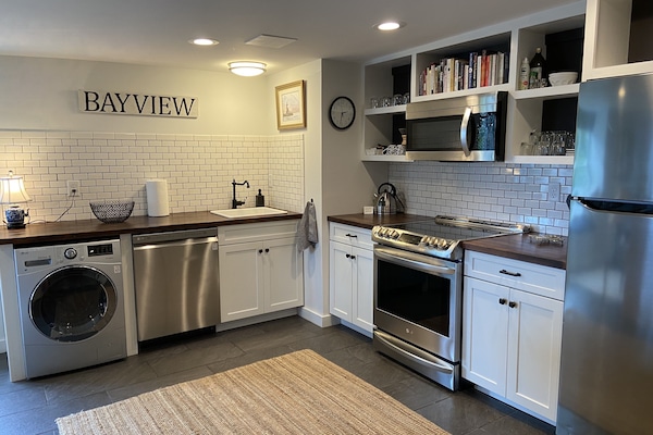 Frigorífic, microones, forn i placa de cuina