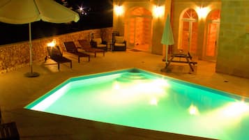 Alberca al aire libre