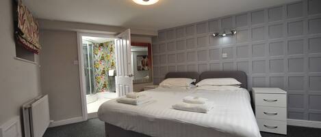 3 Schlafzimmer, Bügeleisen/Bügelbrett, Reisekinderbett, kostenloses WLAN