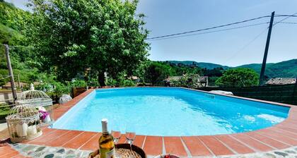 Wonderful private villa for 5 people with private pool, WIFI, TV and panoramic view