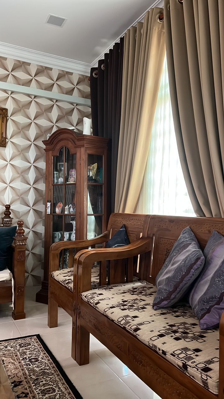 Basic Bungalow | Living area | 49-inch flat-screen TV with satellite channels, LED TV