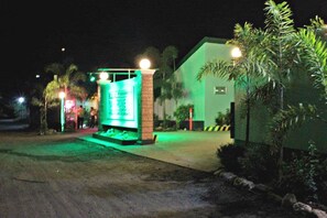 Property grounds - Bulalo Mangrove Inn (Calapan)