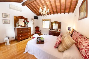 3 Schlafzimmer, Bügeleisen/Bügelbrett, Reisekinderbett, kostenloses WLAN