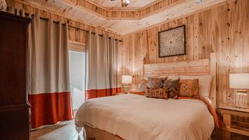 3 chambres, fer et planche à repasser, Wi-Fi, draps fournis