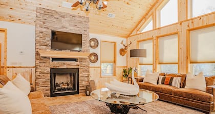 Rivers Edge House am Little Missouri River !!