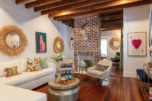 TV, fireplace, stereo, offices