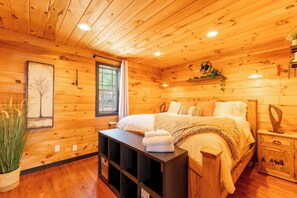 3 室のベッドルーム、アイロン / アイロン台、WiFi、ベッドシーツ