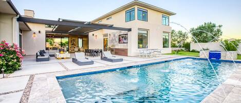 Udendørs pool, opvarmet pool