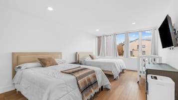 6 chambres, bureau, fer et planche à repasser, accès au Wi-Fi (inclus)