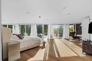 5 dormitorios, escritorio, tabla de planchar con plancha y wifi gratis