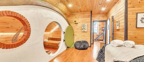 4 chambres, fer et planche à repasser, Wi-Fi, draps fournis