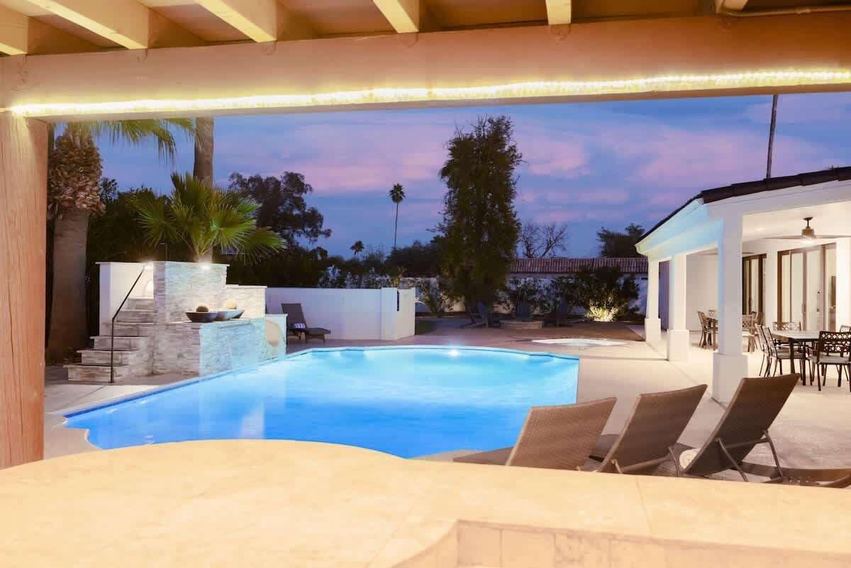 Piscine extérieure, piscine chauffée