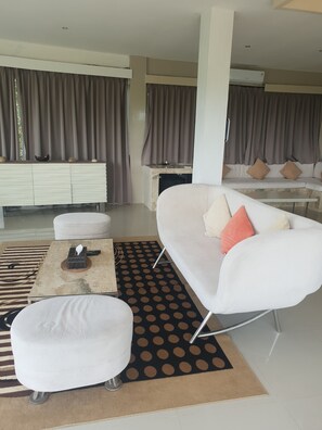 Vila, vários quartos | Comodidades do quarto