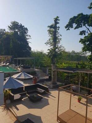 Vila, beberapa kamar | Teras/patio
