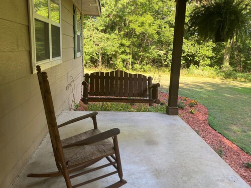 Woodlands - 3 bedroom, 2 full bath secluded beauty next to Sequoyah State Park