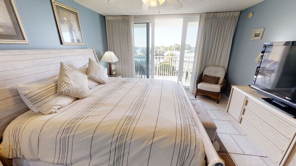 2 slaapkamers, een strijkplank/strijkijzer, gratis wifi, beddengoed