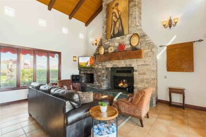 TV, fireplace, books, stereo