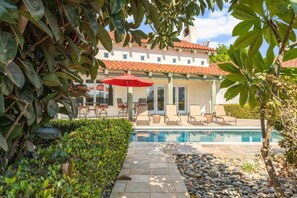 Outdoor pool - Entire home in Fallbrook, California, United States (Fallbrook)
