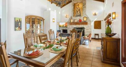 Entire home in Fallbrook, California, United States