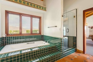 Shower - Entire home in Fallbrook, California, United States (Fallbrook)