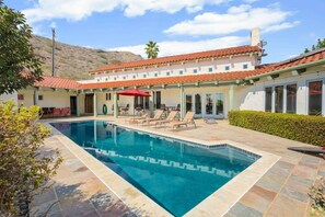 Outdoor pool - Entire home in Fallbrook, California, United States (Fallbrook)