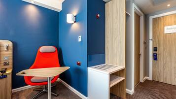 1 bedroom, desk, laptop workspace, blackout curtains